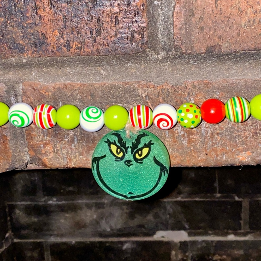 Grinch Beaded Holiday Garland
